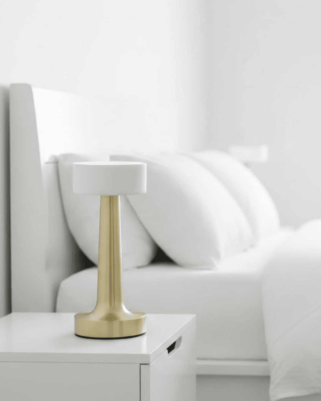 3 Renk Ayarlı LED Masa Lambası Dimmerli Modern Tasarım Type C Şarjlı