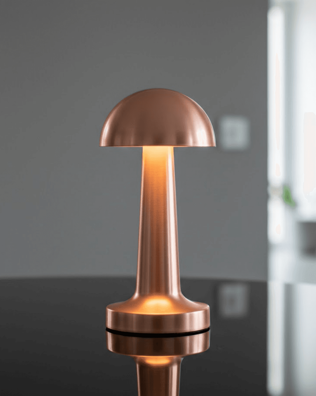 MANTAR GOLD Dokunmatik LED Masa Lambası Bronz 3 Seviyeli Aydınlatma USB Çıkışlı