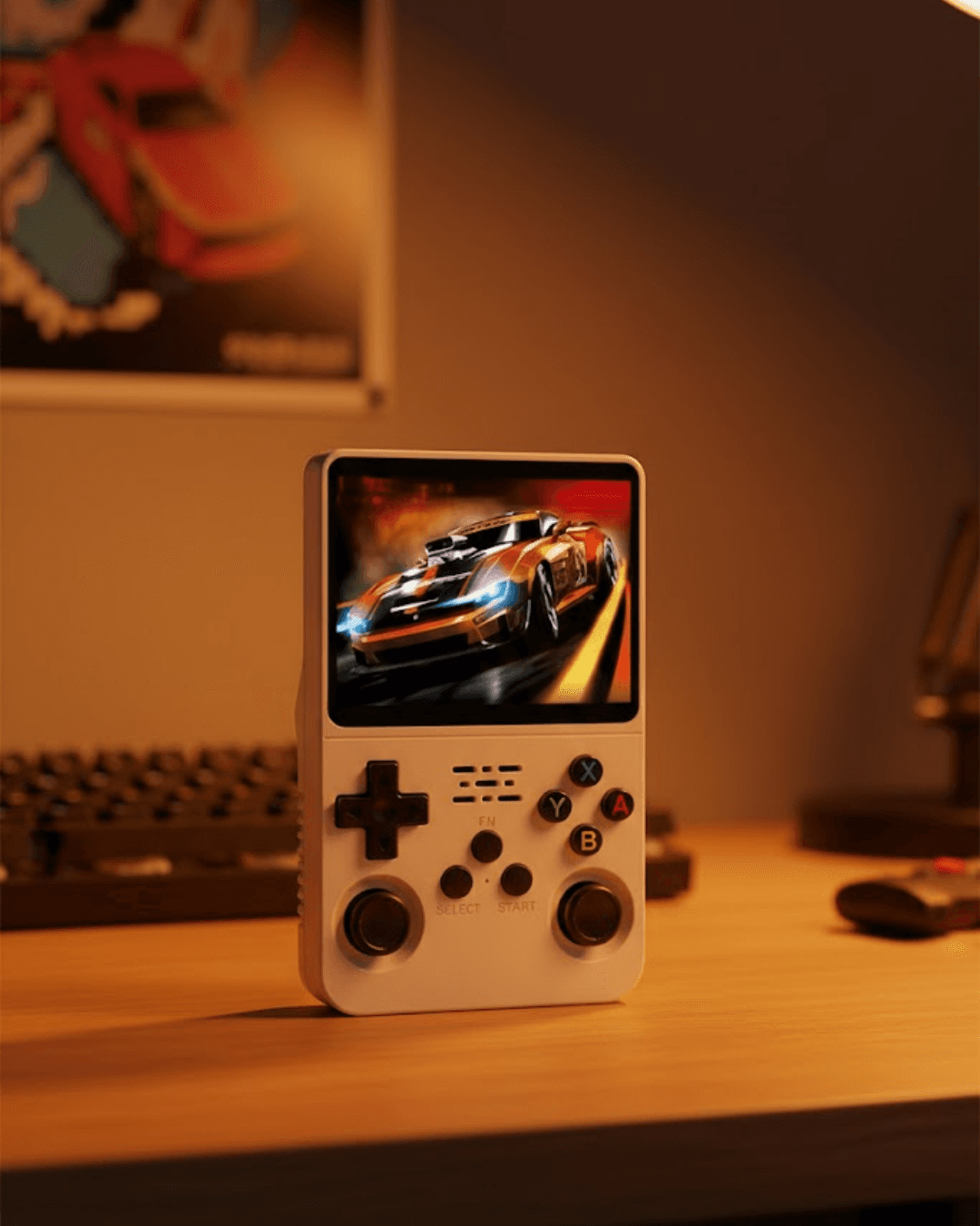 R36S Taşınabilir Retro Oyun Konsolu 3.5 İnç HD Ekran 64 Bit