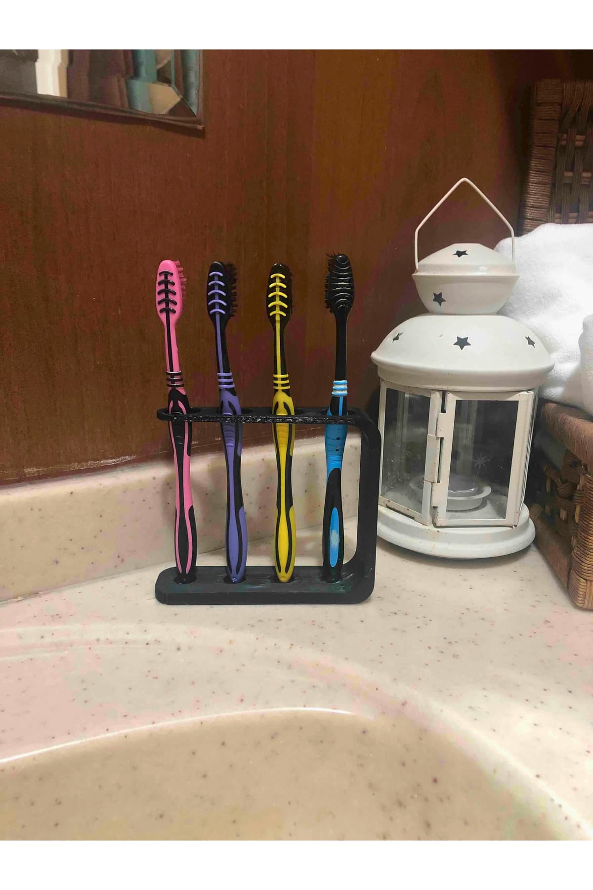 Premium Siyah Diş Fırçası Tutucu - Modern Banyo Düzenleyici & Hijyenik Aksesuar